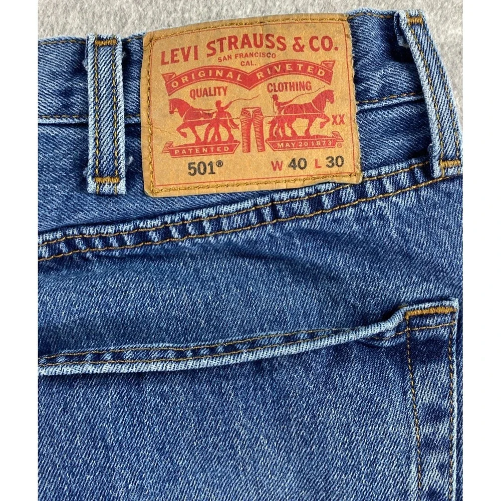 Levis‎ 501 Jeans Mens 40x30 Blue Med Wash Denim Button Fly Straight 100% Cotton